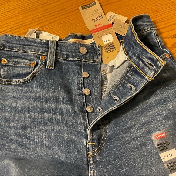 Levi's Denim - Levi’s rib cage straight ankle jeans